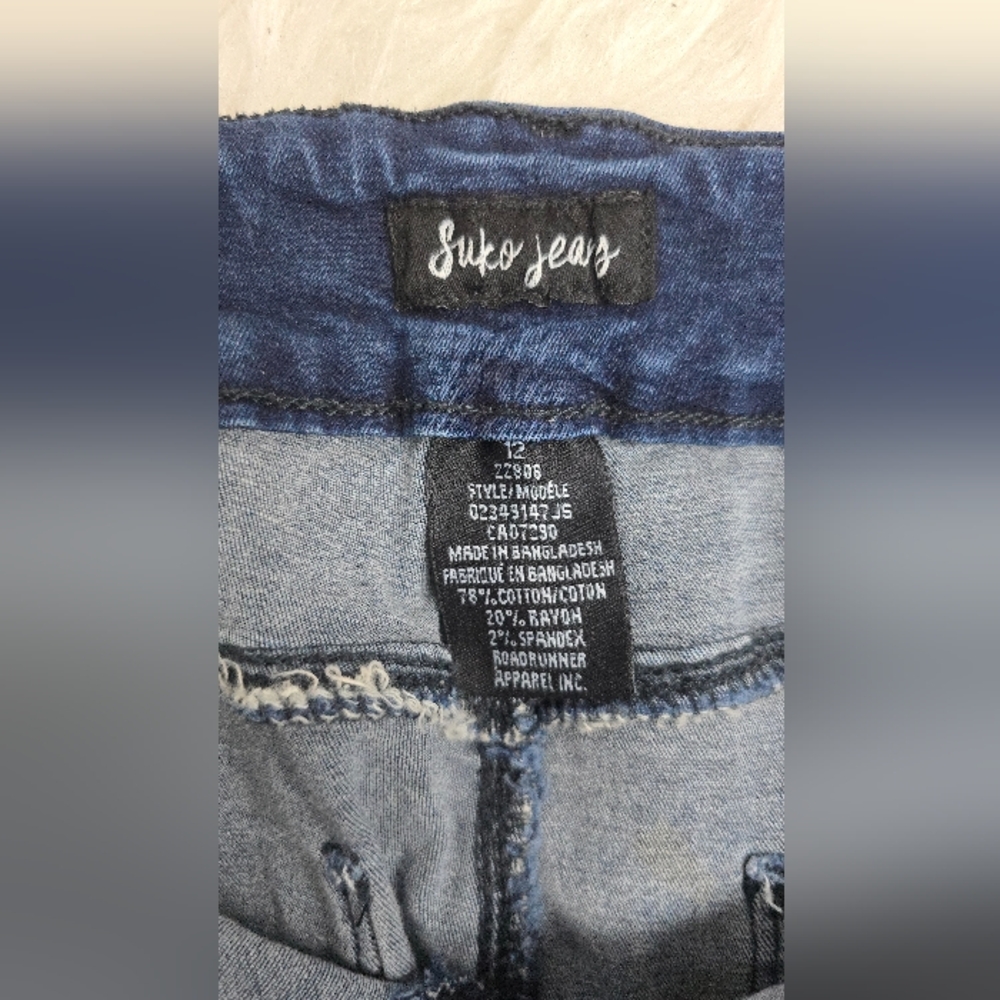✨ Women’s Denim Shorts Bundle – Size 12 – 4 Stylish Pairs – Chic & Casual - Picture 4 of 16